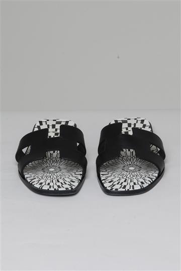 Sandália Hermès Oran Preta