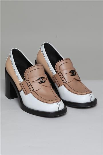 Sapato Chanel Salto Bloco CC Bicolor